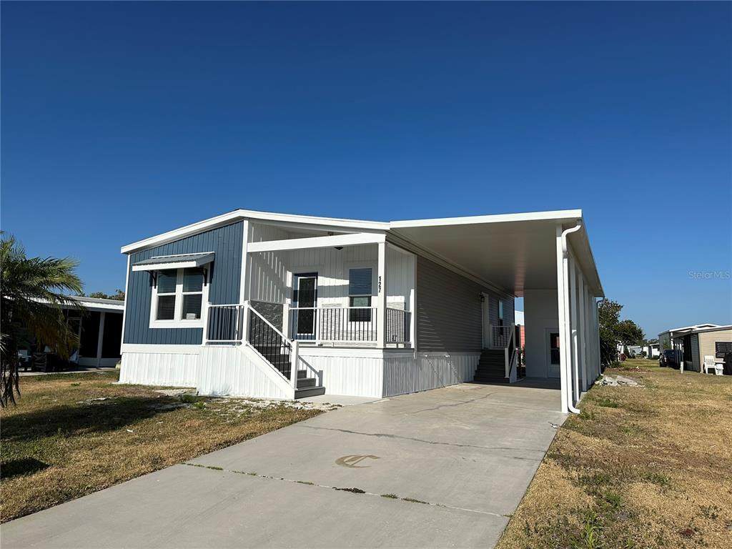 127 Nautical Drive - Photo 1