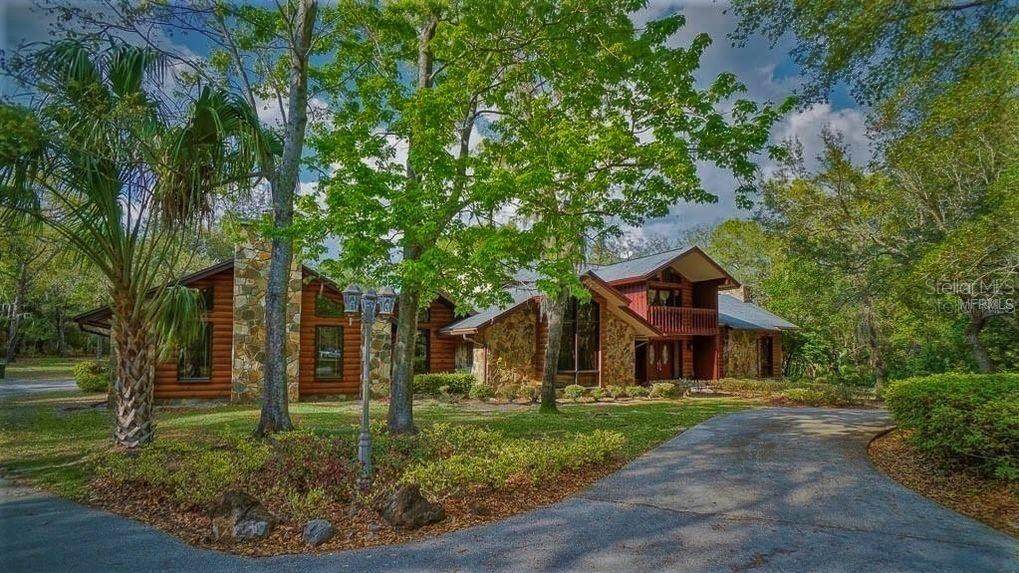 840 Dyson Drive - Photo 1