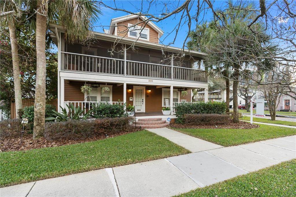 300 Harwood Street - Photo 1