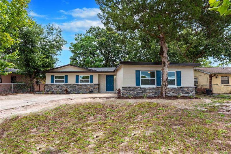 1015 Cedar Highlands Boulevard - Photo 1