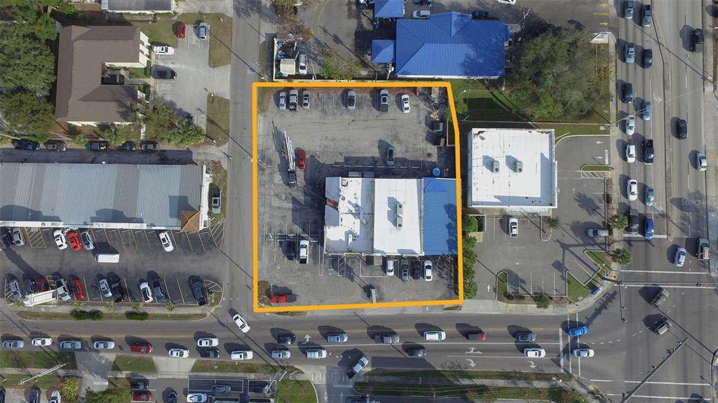 1708 6TH Street - Photo 1