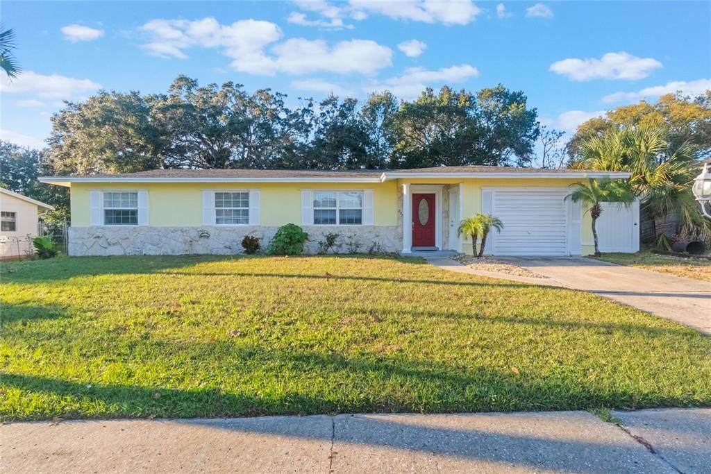 2070 Keyes Lane - Photo 1