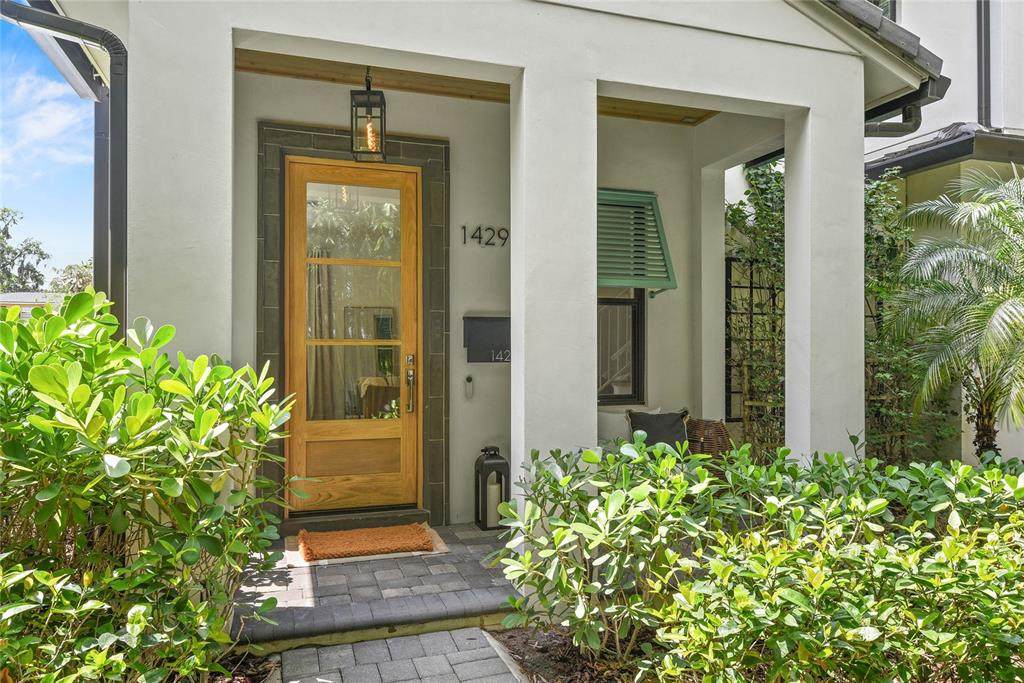 1429 Indiana Avenue - Photo 1