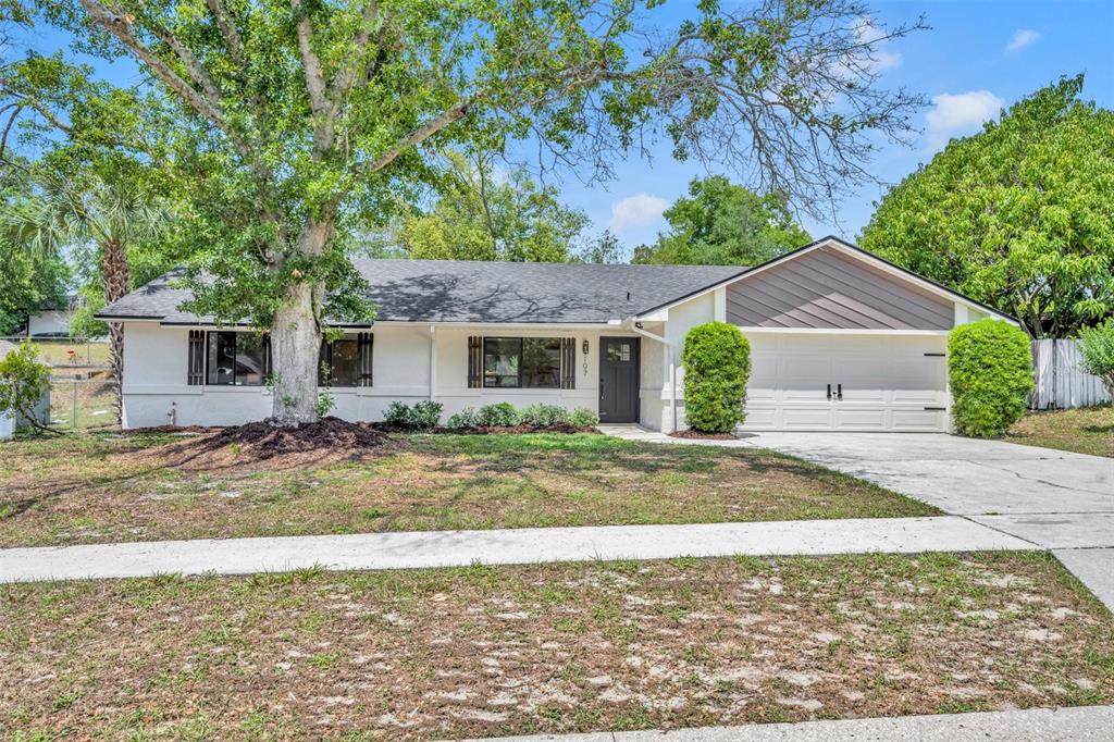 107 Hilltop Drive - Photo 1