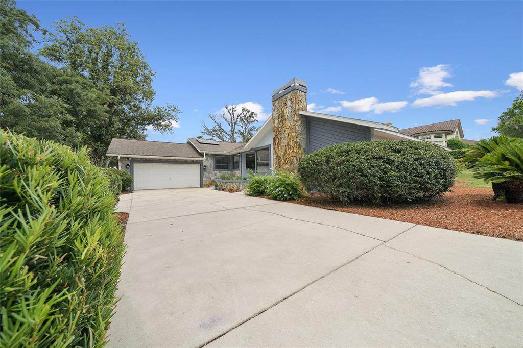 451 Ireland Court - Photo 1