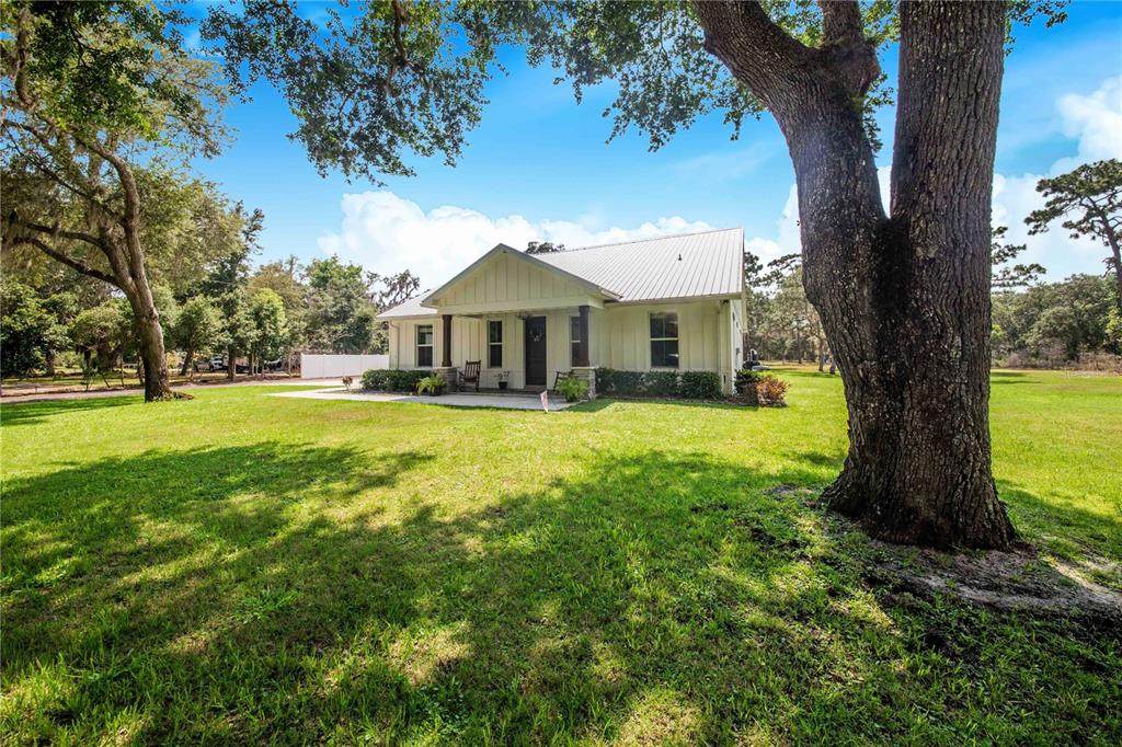 12510 Lake Hatchineha Road - Photo 1