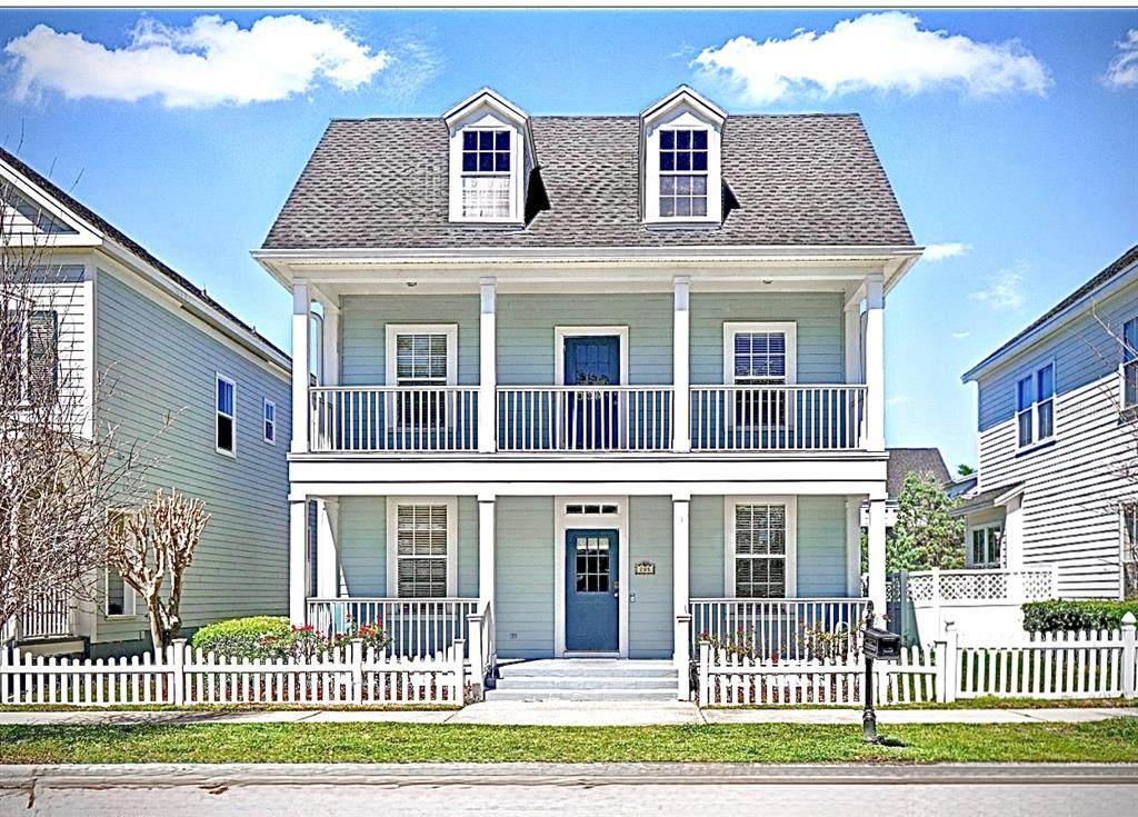 205 Norfolk Place - Photo 1