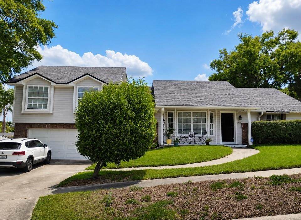 9120 Queen Elizabeth Court - Photo 1