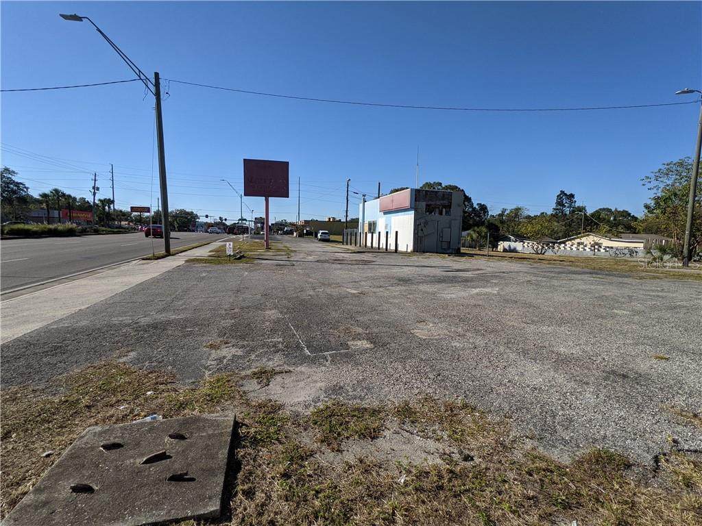 2702 Busch Boulevard - Photo 1