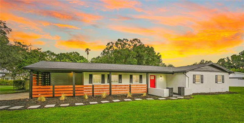 13925 Lake Magdalene Boulevard - Photo 1