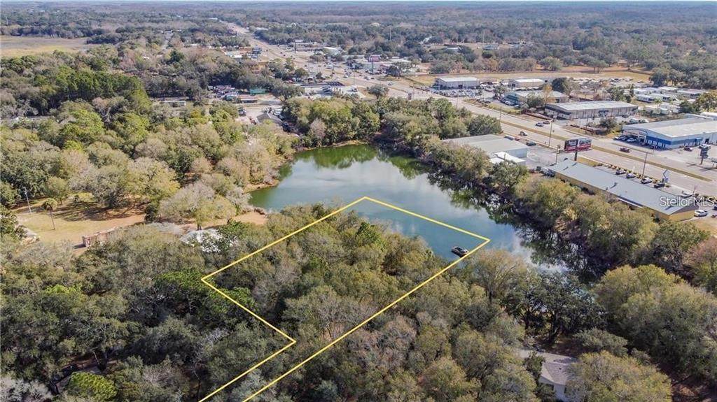 12102 Parkwood St - Photo 1