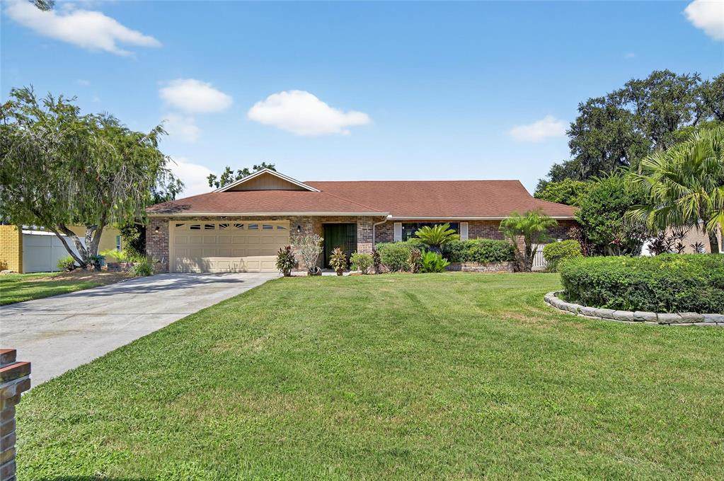 1903 Country Club Court - Photo 1