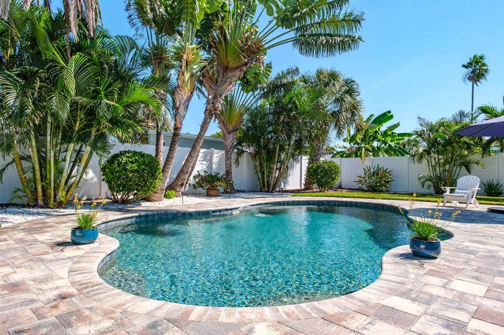 230 Julia Circle - Photo 1