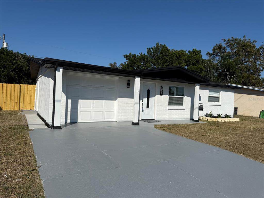 5025 State Road 54 - Photo 1