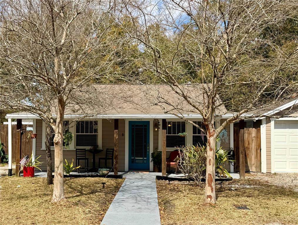 403 Chelsea Street - Photo 1