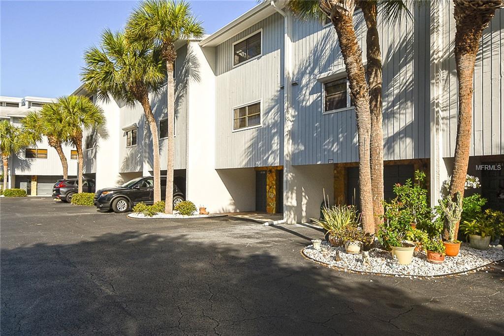 12130 Capri Circle - Photo 1