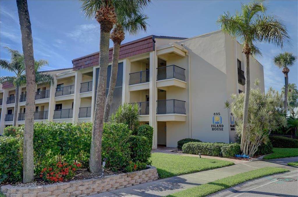 895 Gulfview Boulevard - Photo 1