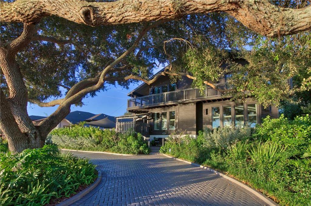 2918 Coffee Pot Boulevard - Photo 1