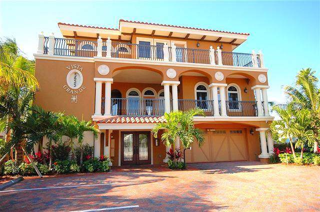 5622 Gulf Dr - Photo 1
