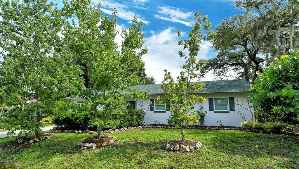 4724 Seville Drive - Photo 1