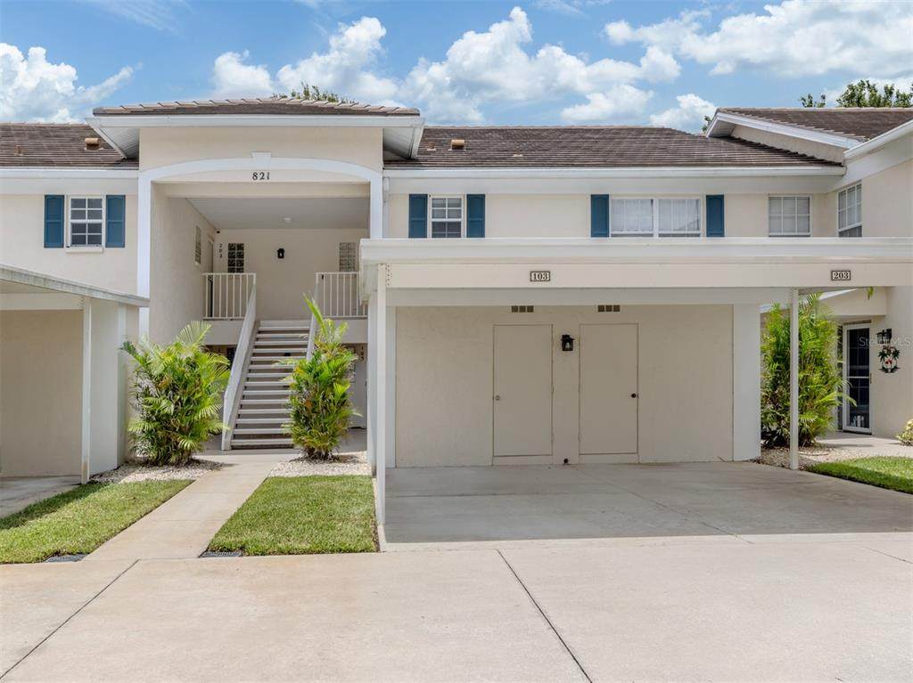 821 Montrose Drive - Photo 1