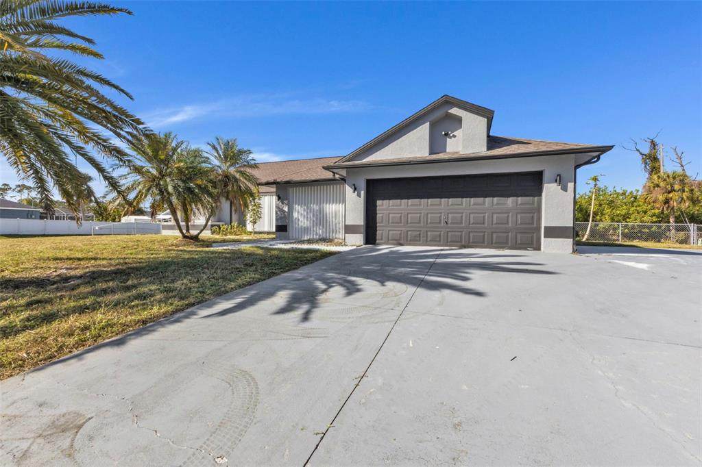 2387 Tamarind Street - Photo 1
