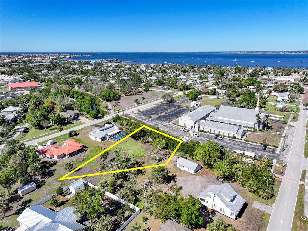 479 Gill Street - Photo 1