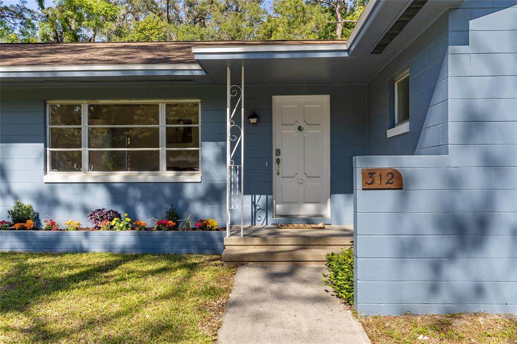 312 7TH Street - Photo 1