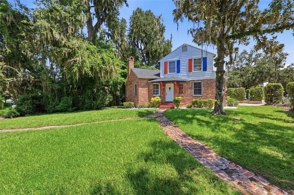 949 13TH Street - Photo 1