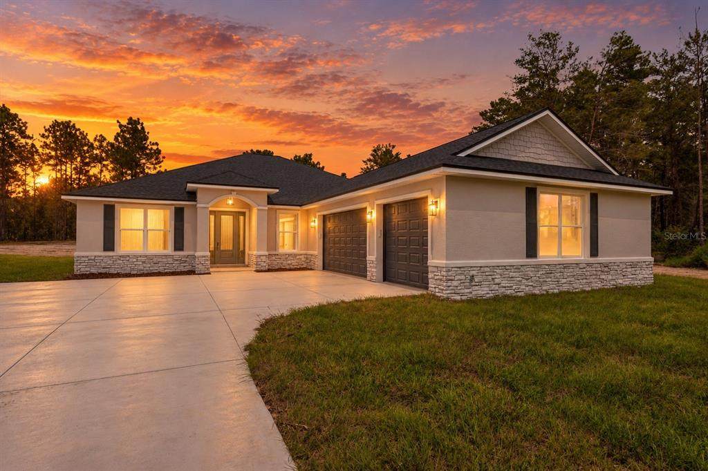 12185 98TH Street - Photo 1