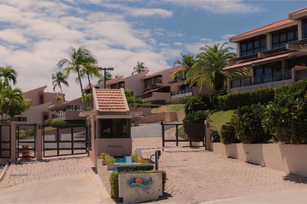 170 Palmas Dr #B7 170 PALMAS DR - Photo 1