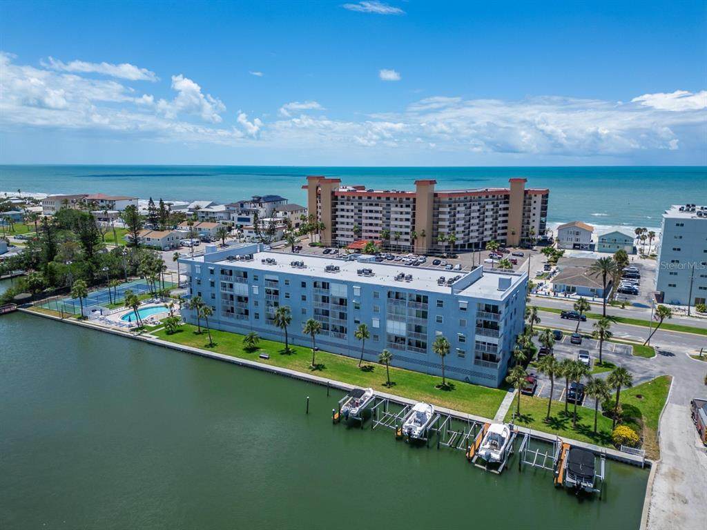 18325 Gulf Boulevard - Photo 1