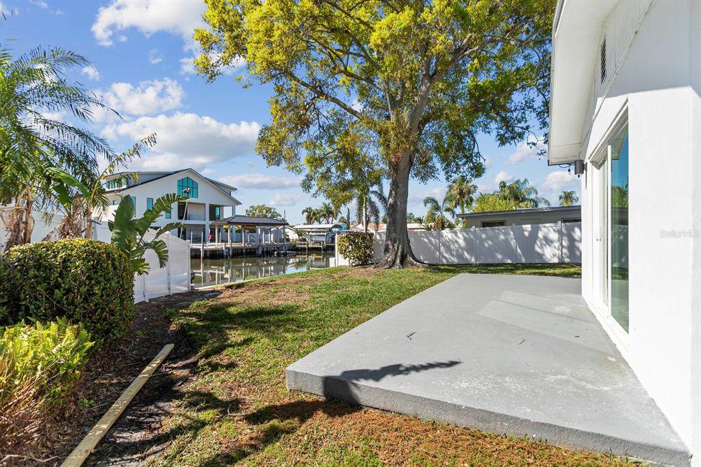 8704 Thornwood Lane - Photo 1