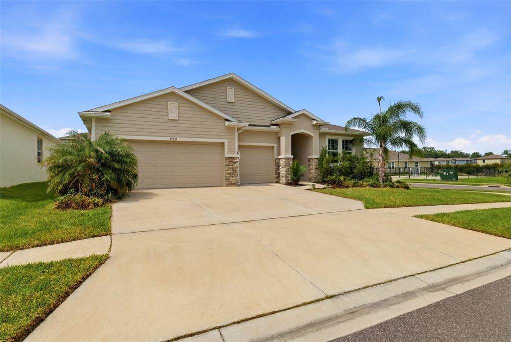 32337 Conchshell Sail Street - Photo 1