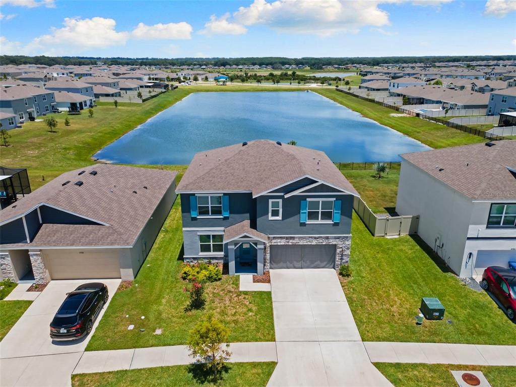 9728 Crescent Ray Drive - Photo 1