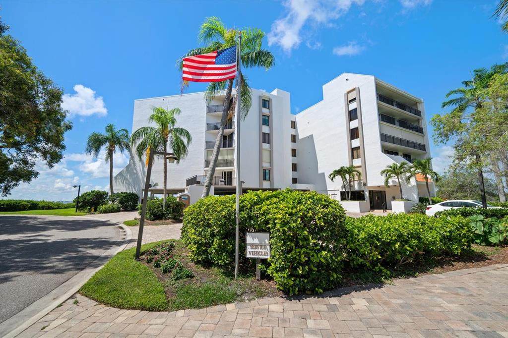5700 Escondida Boulevard - Photo 1