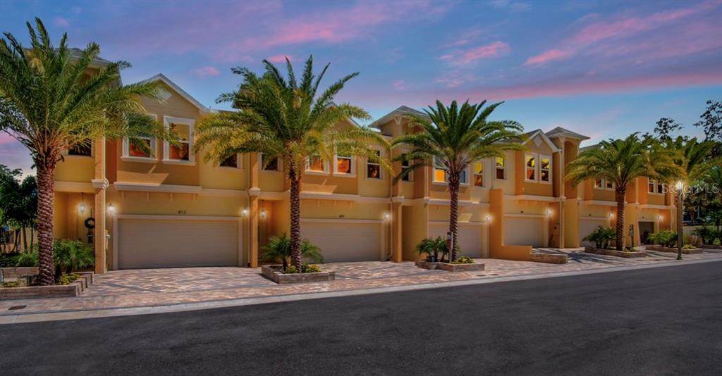 813 Grand Cypress Court - Photo 1