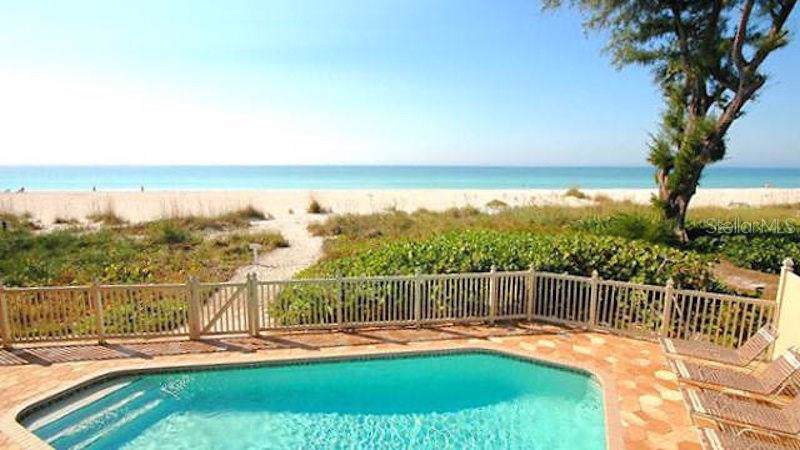5622 Gulf Dr - Photo 1