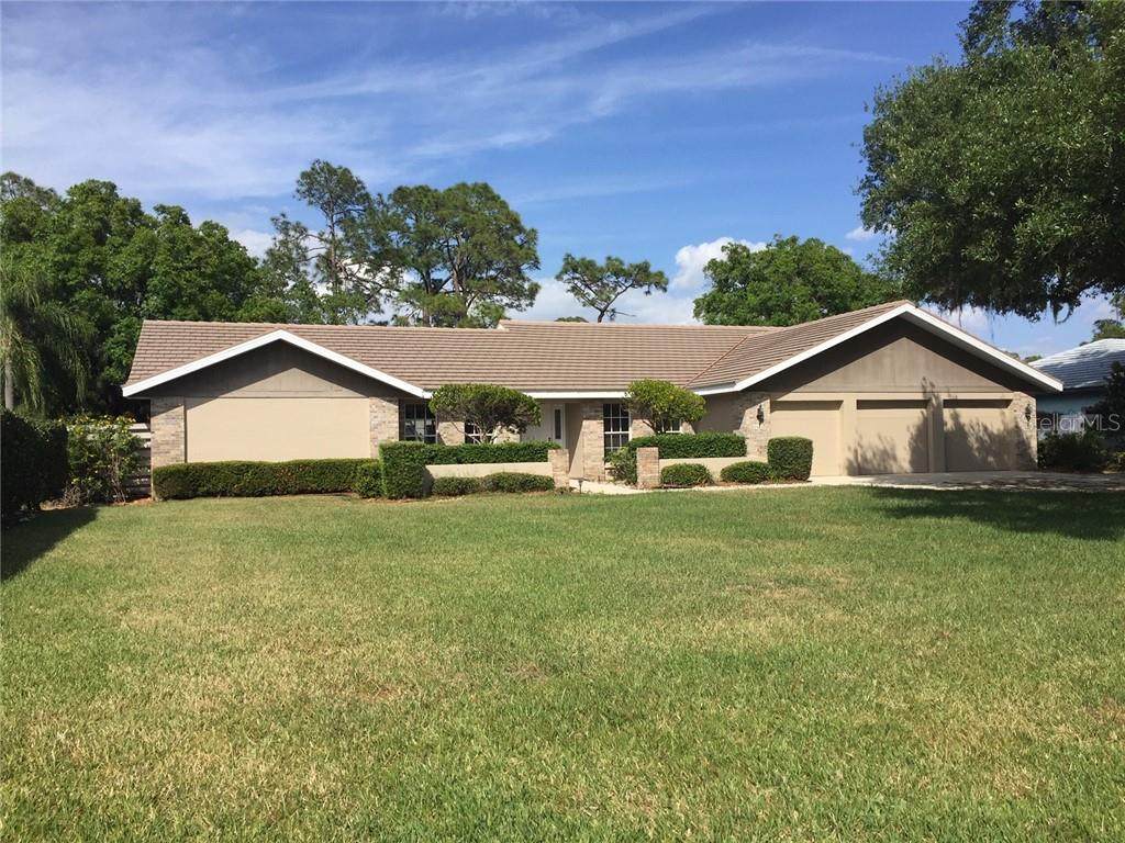 7913 Broadmoor Pines Boulevard - Photo 1