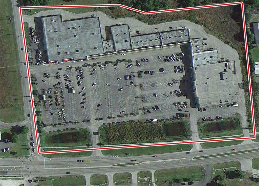 1703 Oak Street - Photo 1