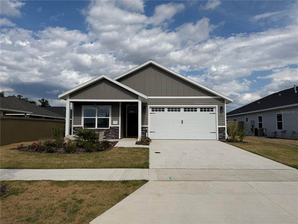 1021 67TH Way - Photo 1