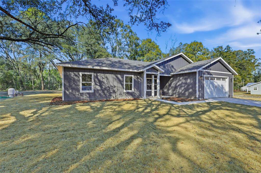 15204 5TH Avenue - Photo 1