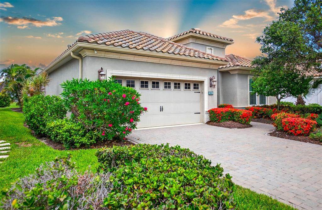 10812 Trophy Drive - Photo 1