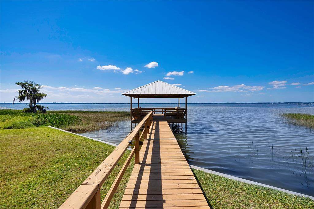 2205 Cypress Cove Drive - Photo 1