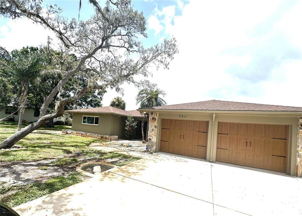 945 Bayshore Drive - Photo 1