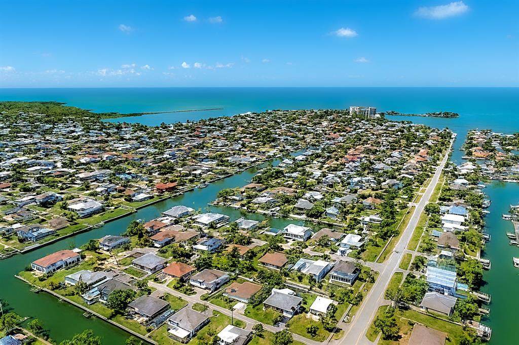 13920 Berkowitz Avenue - Photo 1