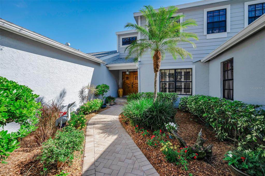 990 San Carlos Court - Photo 1