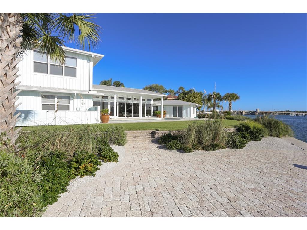 894 Freeling Drive - Photo 1