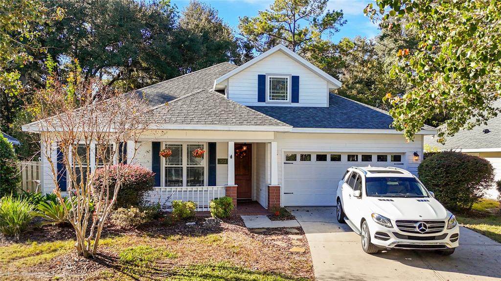 7572 82ND Way - Photo 1