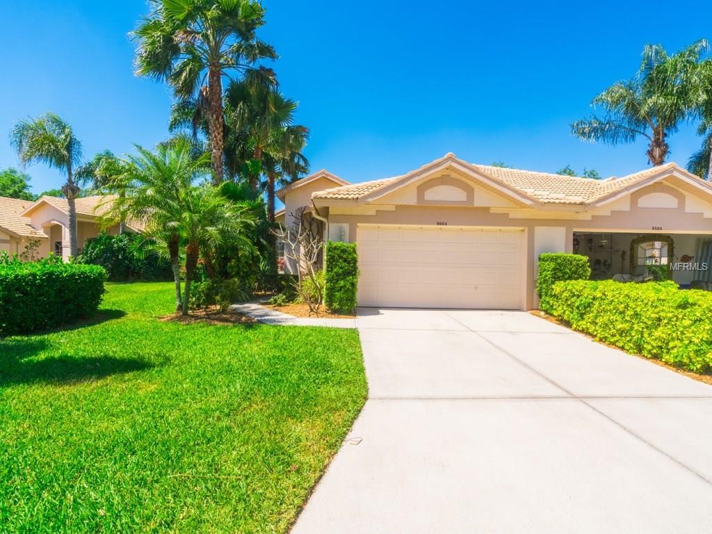 9504 Forest Hills Circle - Photo 1